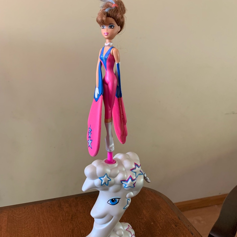 2004 Sky Dancer Collectable with launcher
